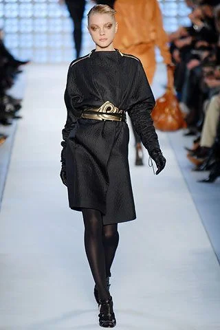 Look 18